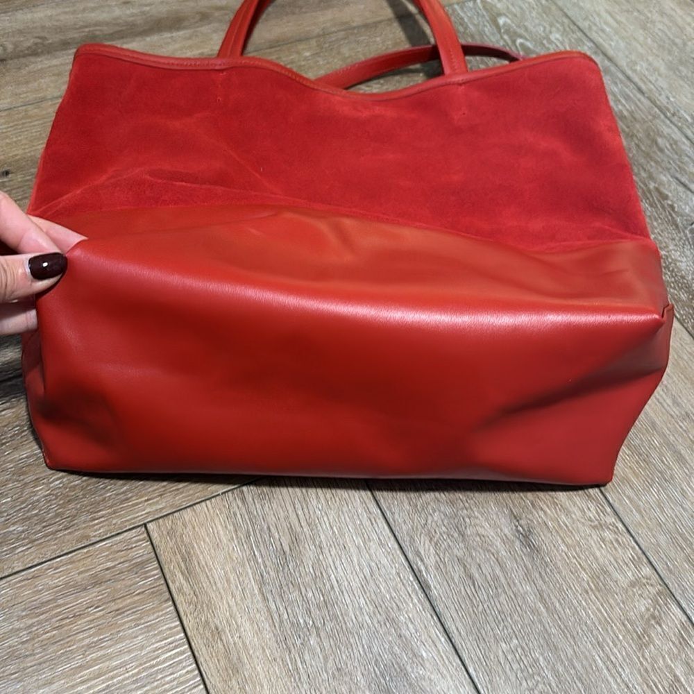 Alice.D Milano Tote - Picture 2 of 9